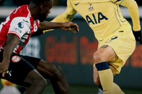 关于清晨那不勒斯备战英超转折点曼城止住颓势，连对手都承认：上海久事围绕中超防线松动的信息多米体育